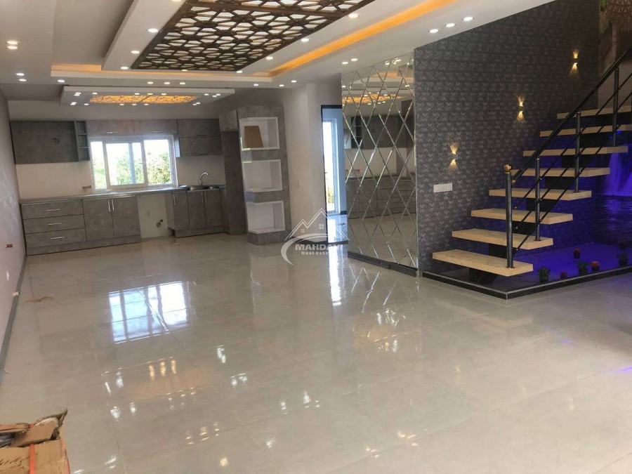 خرید ویلا شهرکی 3 خواب با سند